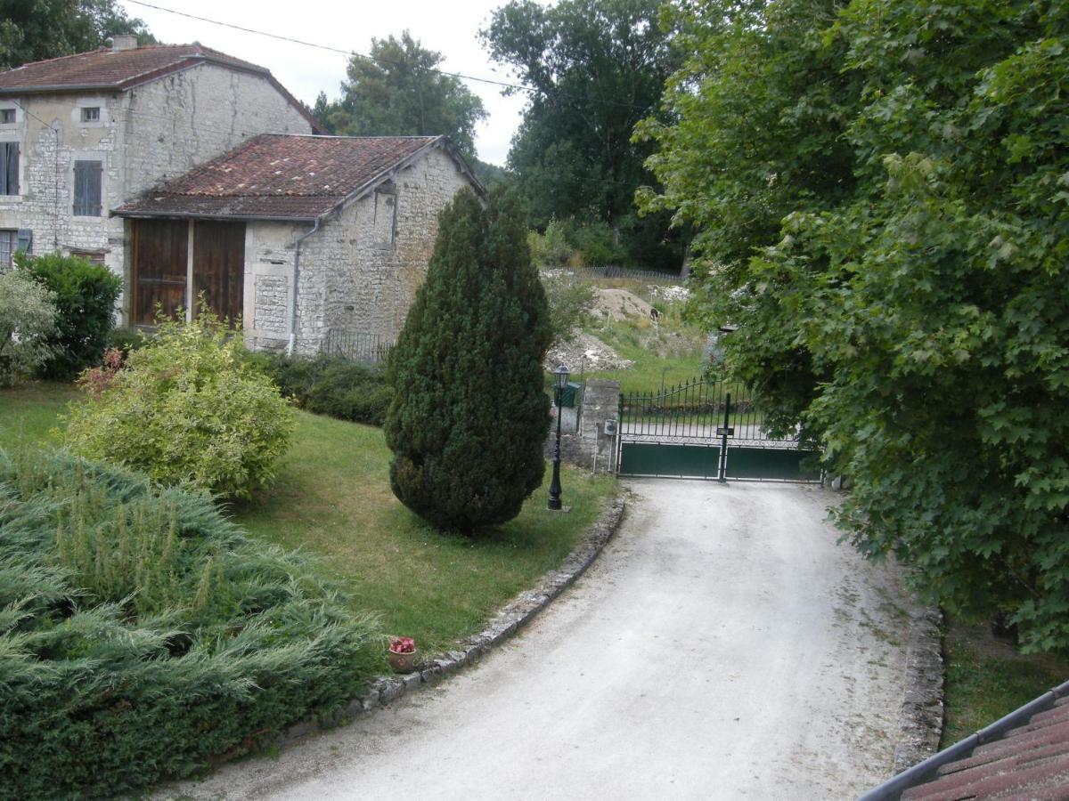 Le Grand Pre Panzió Daillancourt Kültér fotó